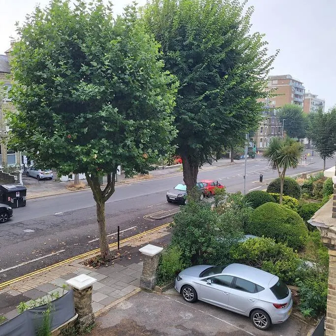 Elegant Studio In Central Hove - 5 Min Walk To Beach - 10 Min To Brighton 0*,