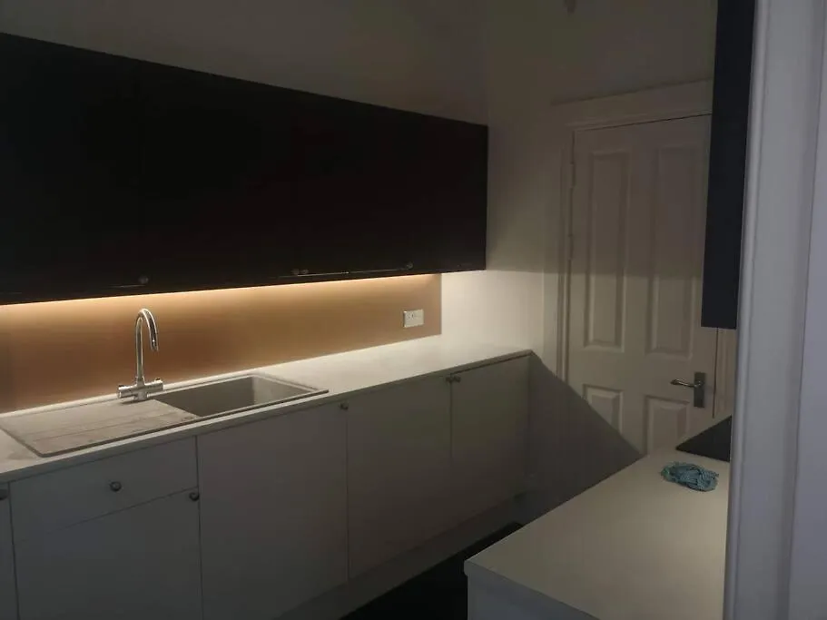 Apartment Elegant Studio In Central Hove - 5 Min Walk To Beach - 10 Min To Brighton