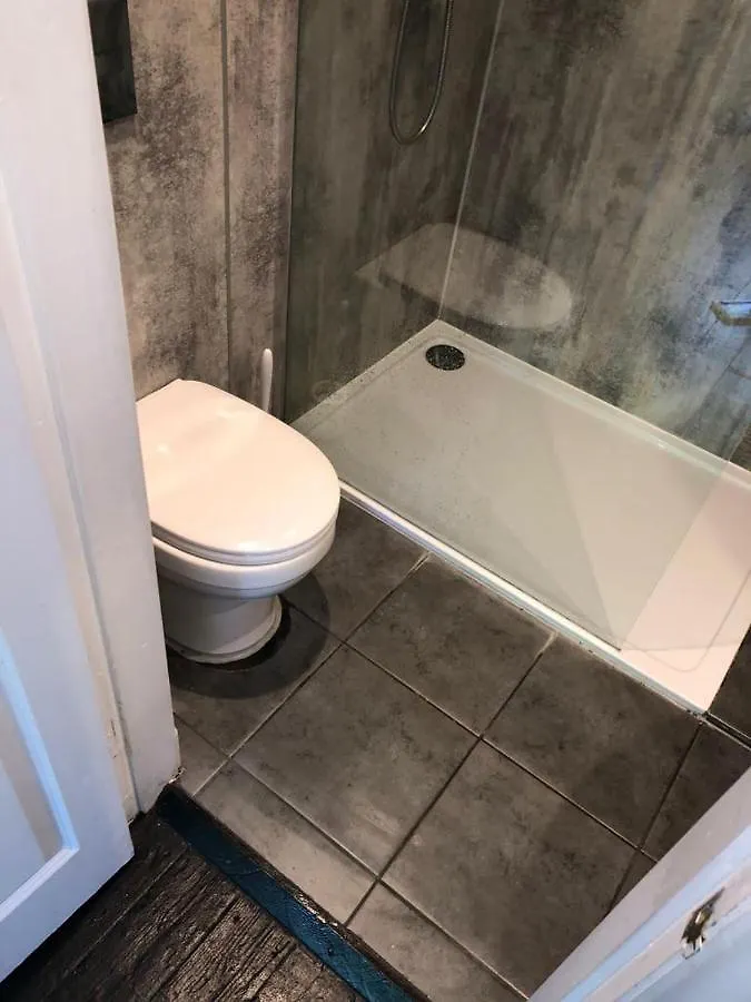 Apartment Elegant Studio In Central Hove - 5 Min Walk To Beach - 10 Min To Brighton